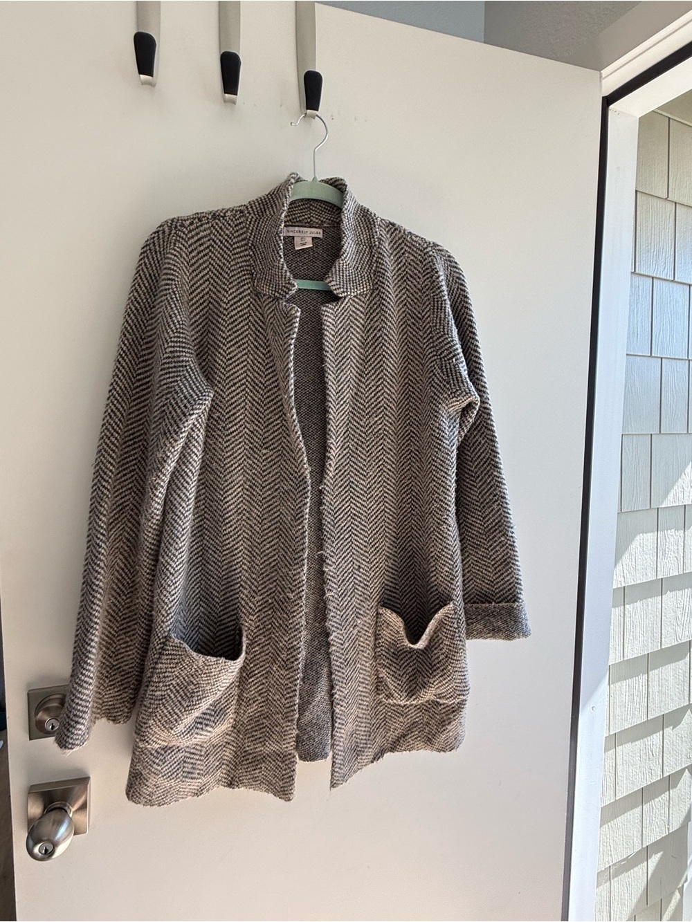 Sincerely Jules Gray & Cream Herringbone Open-Front Coatigan